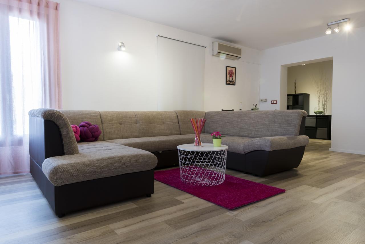 Apartment Blazenka Pula Luaran gambar