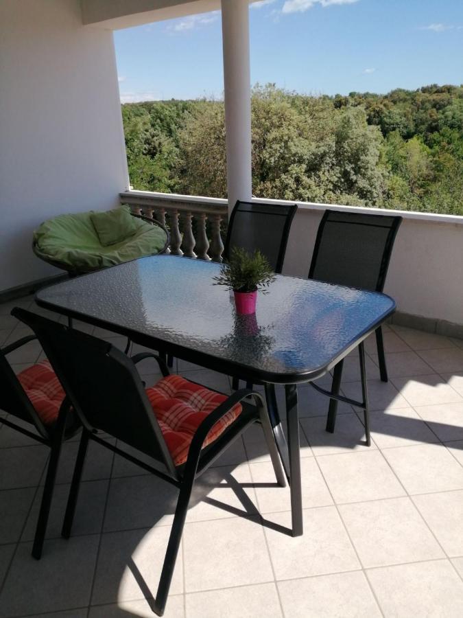Apartment Blazenka Pula Luaran gambar